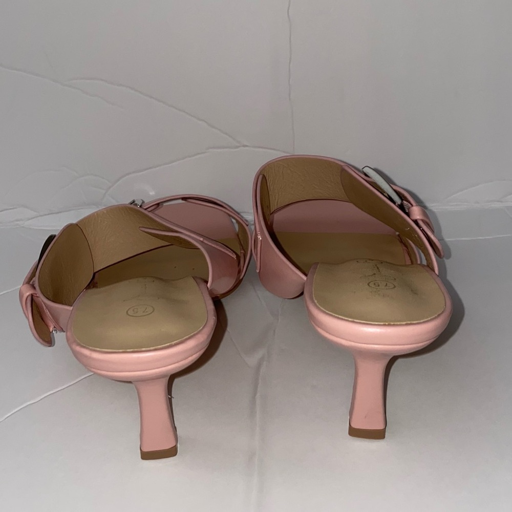 Pink Women's Sandals with Buckle Detail - Picture 2 of 8
